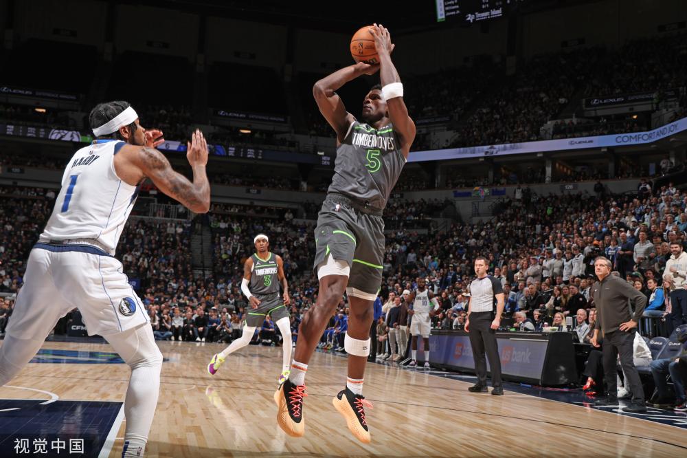 着巴黎与金 着巴黎与金