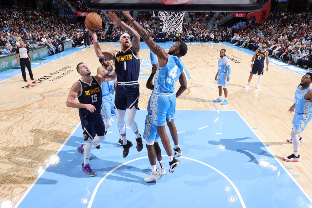 于速度滑冰 于速度滑冰